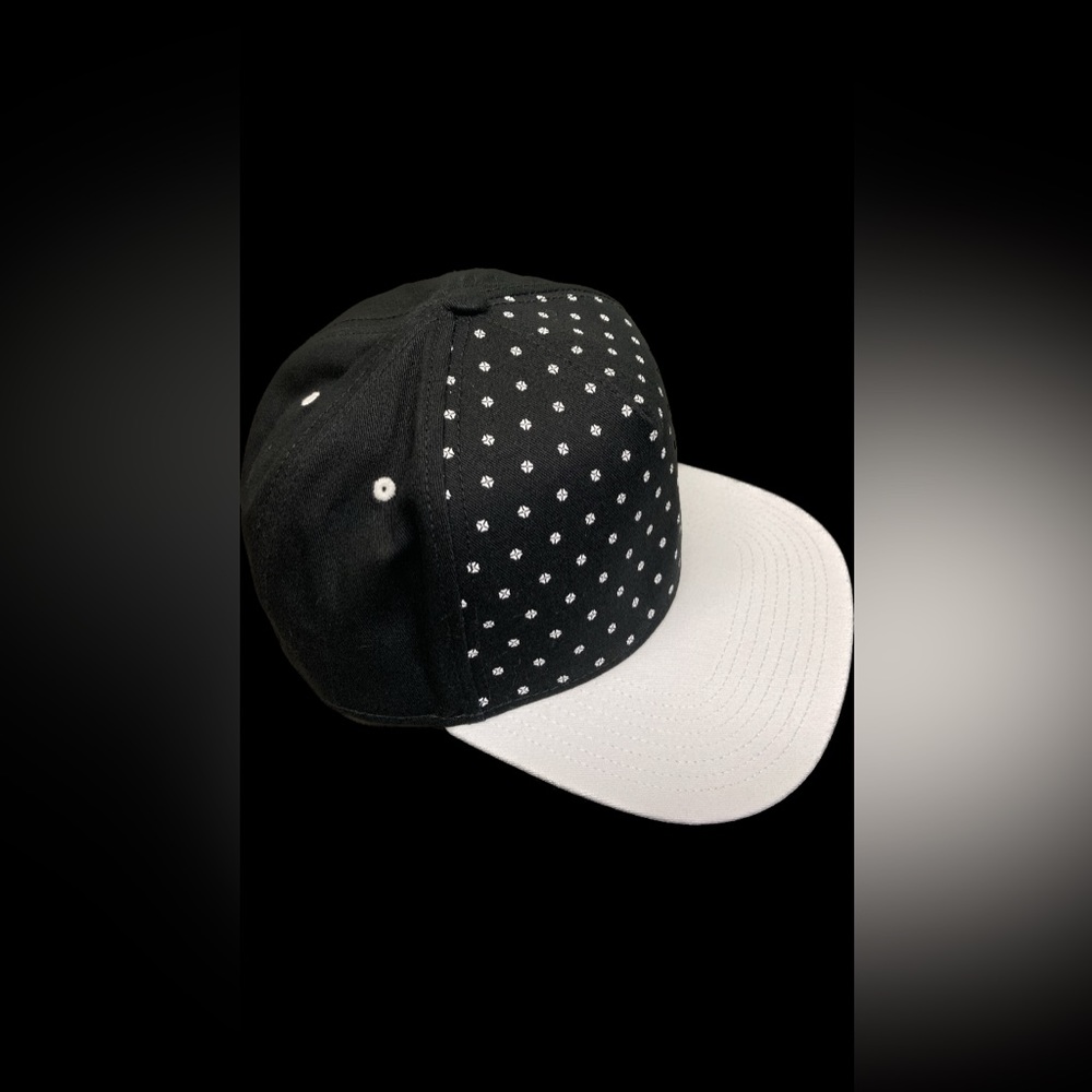 Oreo Hat - Picture 3 of 3